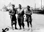 13 Juillet 1941 : Sur le port de Salonique - 81.1 ko 13 Juillet 1941 : Sur le port de Salonique - 81.1 ko