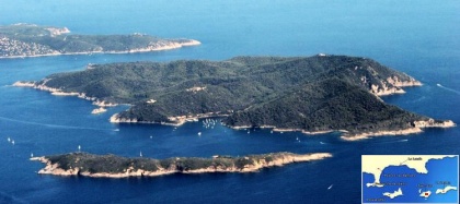 Vue a�rienne de l’�le de Port-Cros - 124.3&nbsp;ko